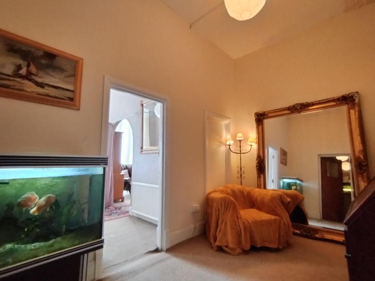 Studio Next To Port Apartment Dover Luaran gambar